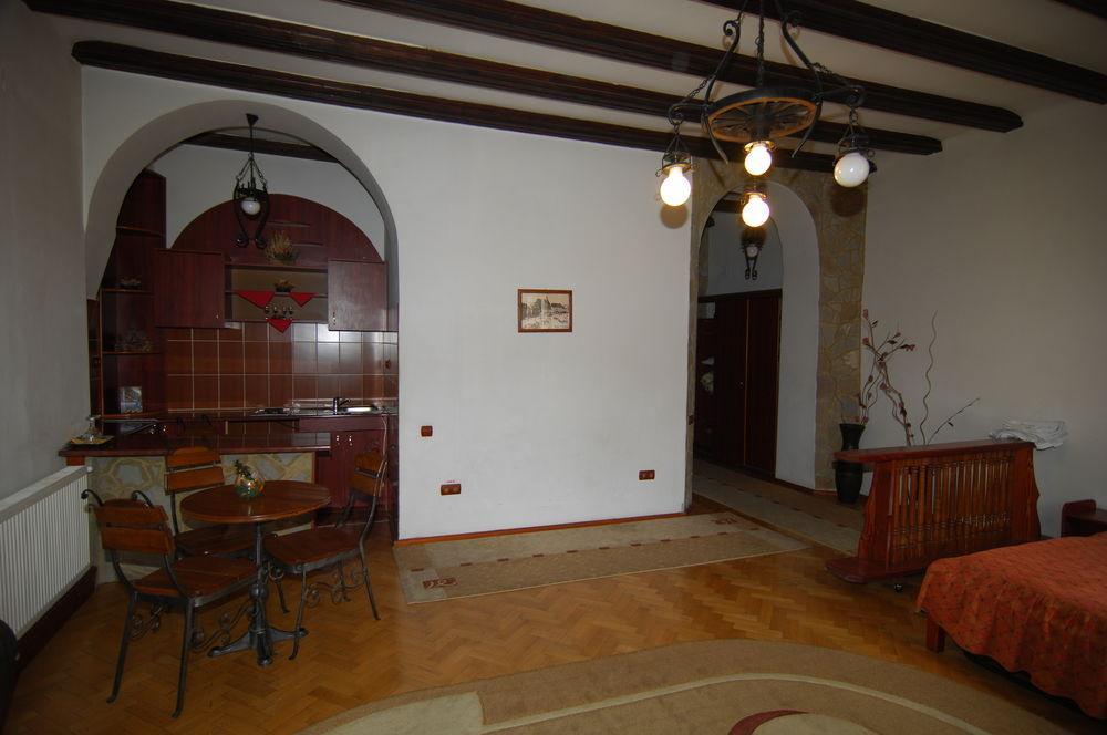 Pension Noemi Brasov Exterior photo